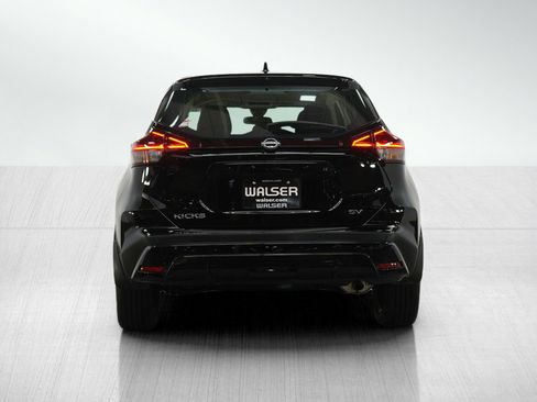 Used 2024 Nissan Kicks SV image 4