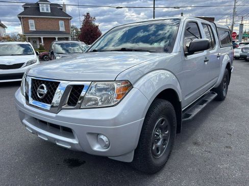 Used 2017 Nissan Frontier S image 2