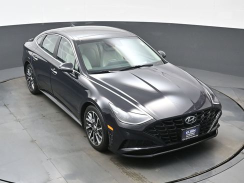 Used 2023 Hyundai Sonata Limited image 41