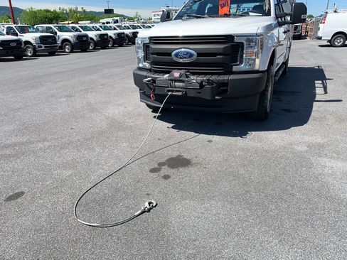 Used 2018 Ford F350 XL w/ Power Equipment Group AWD/4WD image 48