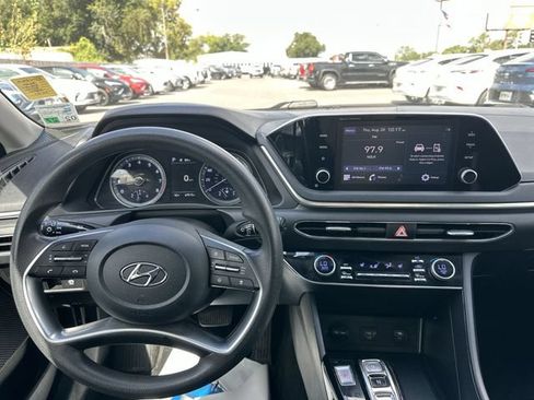 Used 2022 Hyundai Sonata SEL FWD image 12