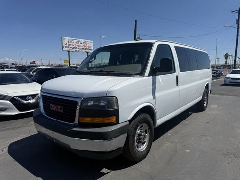 Used 2018 GMC Savana 3500 LT w/ LT Preferred Equipment Group image 3