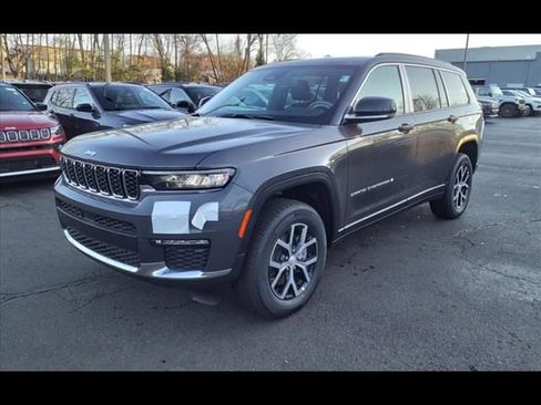 New 2024 Jeep Grand Cherokee L Limited image 3