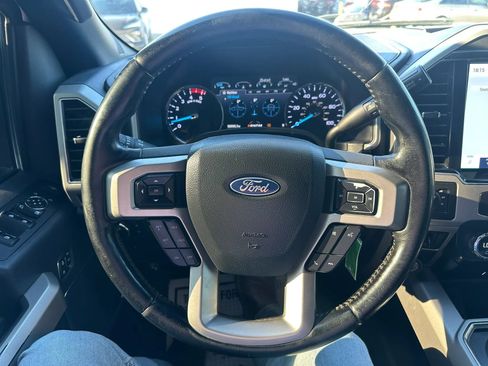 Used 2022 Ford F250 Lariat w/ Black Appearance Package AWD/4WD image 25