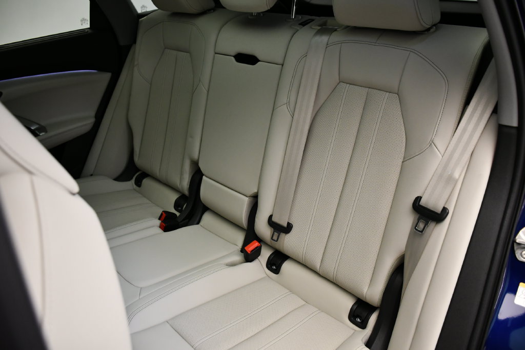 Used 2025 Audi Q5 Premium w/ Premium Plus AWD/4WD image 42