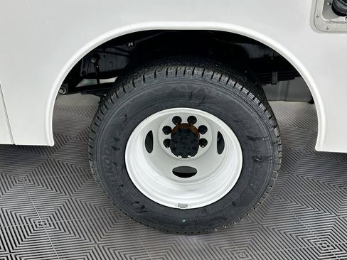 New 2026 Ford E-350 and Econoline 350 Super Duty w/ Power Equipment Group RWD image 17