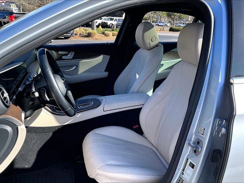 Used 2022 Mercedes-Benz E 350 4MATIC Sedan w/ Driver Assistance Package image 8