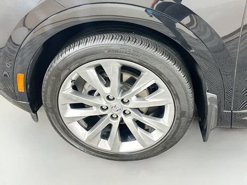 Used 2023 Buick Envision Avenir image 31