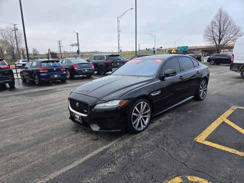 Used 2017 Jaguar XF S image 3
