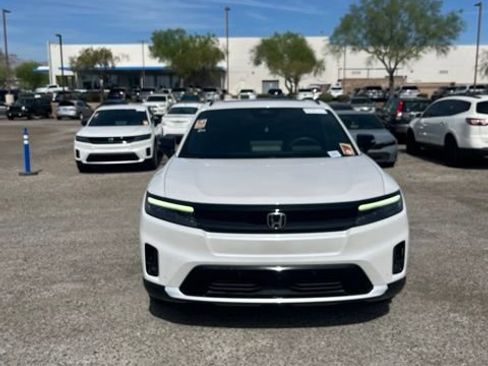 Used 2025 Honda Prologue Touring image 2