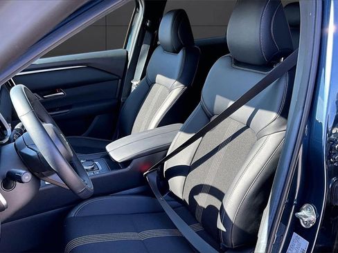 Used 2025 MAZDA CX-50 AWD 2.5 S w/ Premium Package image 27