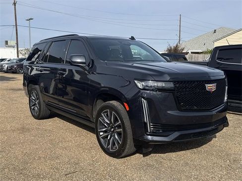 Used 2023 Cadillac Escalade Sport w/ Touring Package image 4