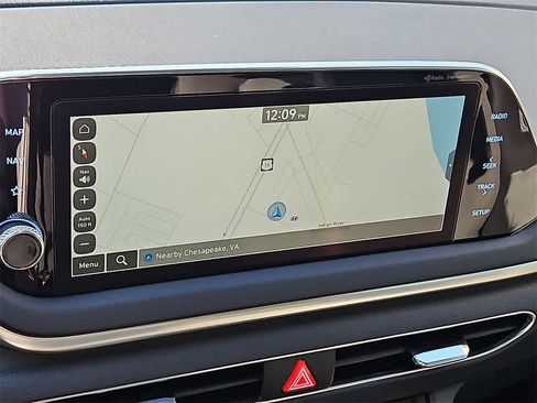 Used 2023 Hyundai Sonata SEL image 16