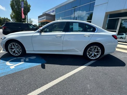 Used 2025 BMW 330i Sedan RWD image 8