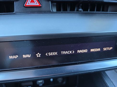 Certified 2025 Kia Sportage EX image 15