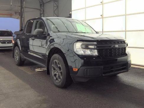 Used 2022 Ford Maverick XLT image 2