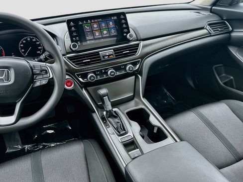 Used 2018 Honda Accord EX image 23