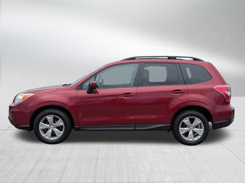 Used 2015 Subaru Forester 2.5i Premium AWD/4WD image 4
