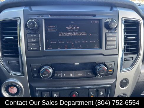 Used 2019 Nissan Titan PRO-4X w/ Pro-4x Convenience Package image 13