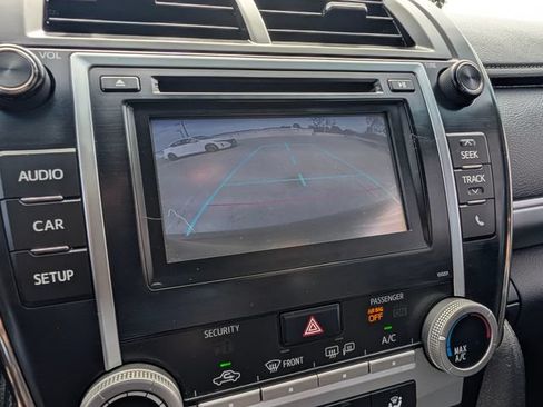 Used 2014 Toyota Camry SE FWD image 20