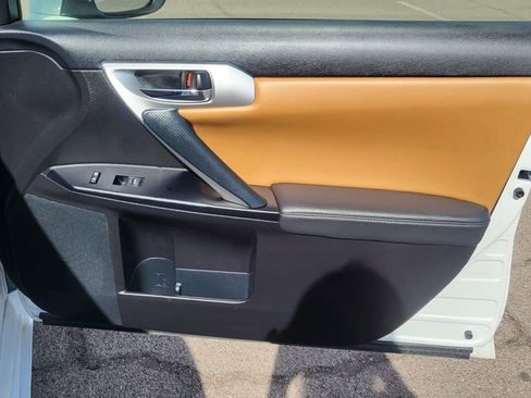 Used 2012 Lexus CT 200h Premium w/ Premium Audio Pkg image 16