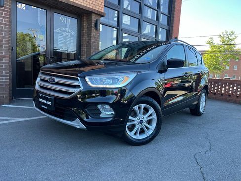 Used 2018 Ford Escape SEL AWD/4WD image 2