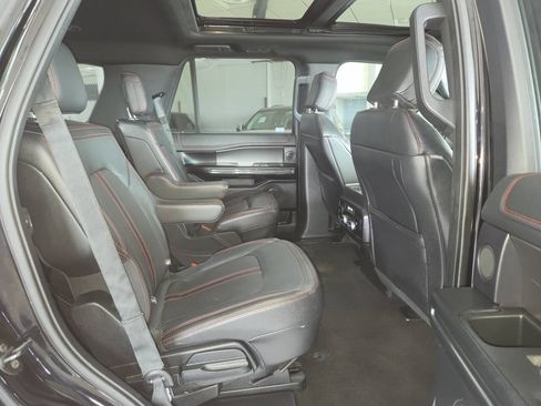 Used 2019 Ford Expedition Limited w/ Equipment Group 303A AWD/4WD image 27