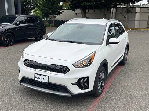 Used 2022 Kia Niro LXS w/ Digital Cluster Package FWD image 3
