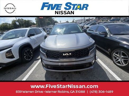 Used 2023 Kia Sorento SX AWD/4WD image 3