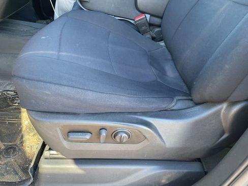 Used 2021 Chevrolet Silverado 1500 LT image 5