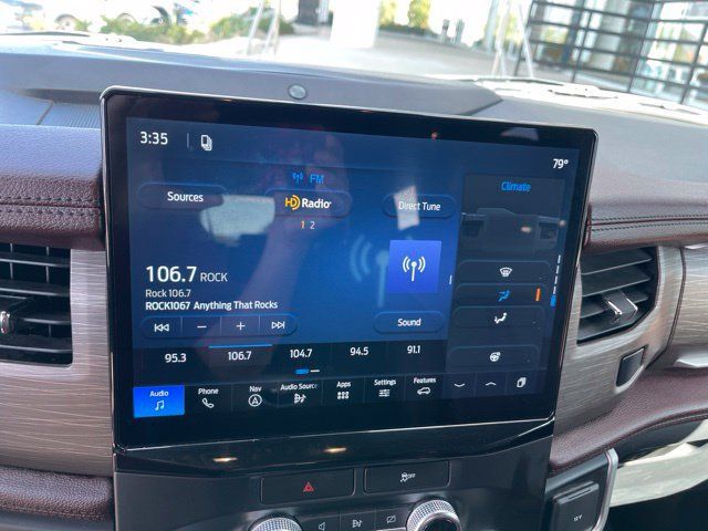 Used 2023 Ford Expedition Limited AWD/4WD image 9