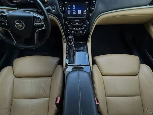 Used 2013 Cadillac XTS Premium FWD image 38