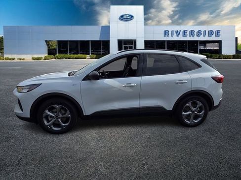 Certified 2025 Ford Escape ST-Line image 4