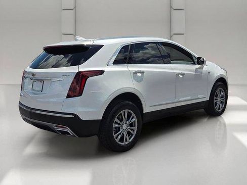 Certified 2023 Cadillac XT5 Premium Luxury FWD image 5