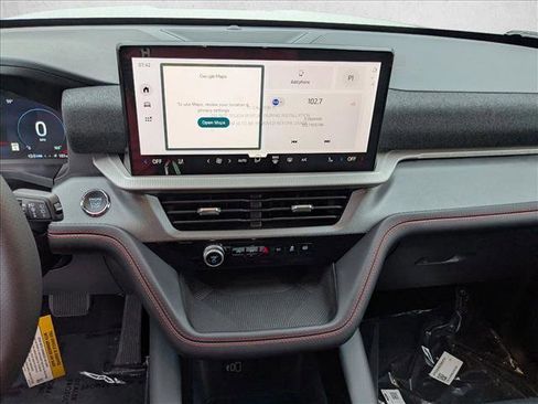 New 2026 Ford Explorer ST-Line w/ ST-Line Street Pack image 12