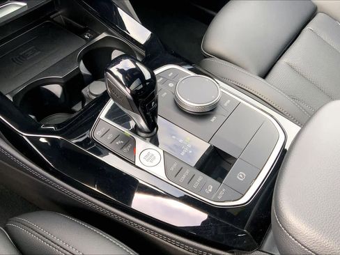 Used 2024 BMW X4 xDrive30i image 17