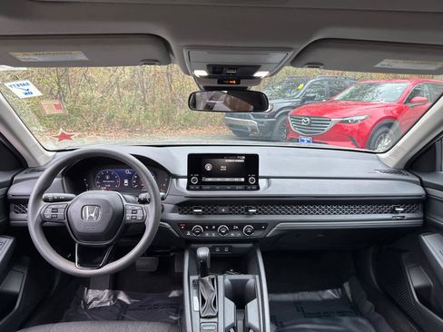Used 2024 Honda Accord EX image 34