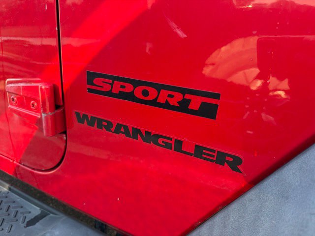 Used 2014 Jeep Wrangler Sport w/ Quick Order Package 24S AWD/4WD image 11
