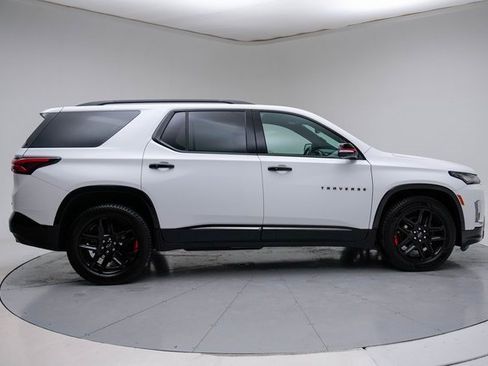 Used 2022 Chevrolet Traverse Premier w/ Redline Edition image 8