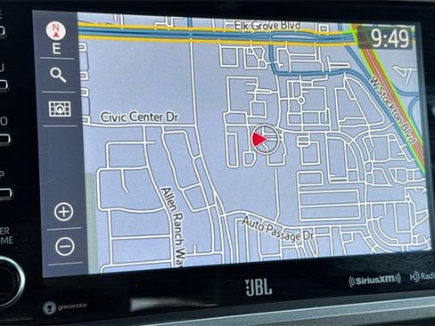 Used 2022 Toyota Tacoma Limited image 45