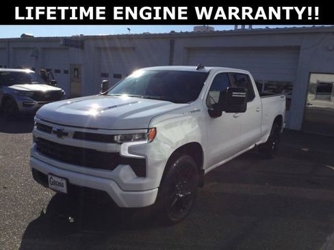 Used 2024 Chevrolet Silverado 1500 RST w/ Max Trailering Package image 4