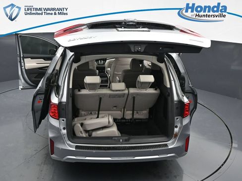 New 2026 Honda Odyssey Touring image 44