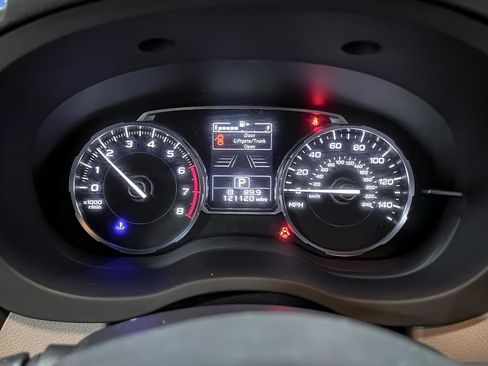 Used 2017 Subaru Forester 2.5i Premium image 16