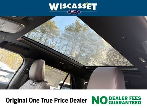 New 2026 Ford Explorer Platinum w/ LUX Leather Package image 10