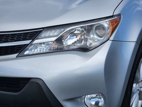 Used 2014 Toyota RAV4 Limited w/ Technology Package AWD/4WD image 12