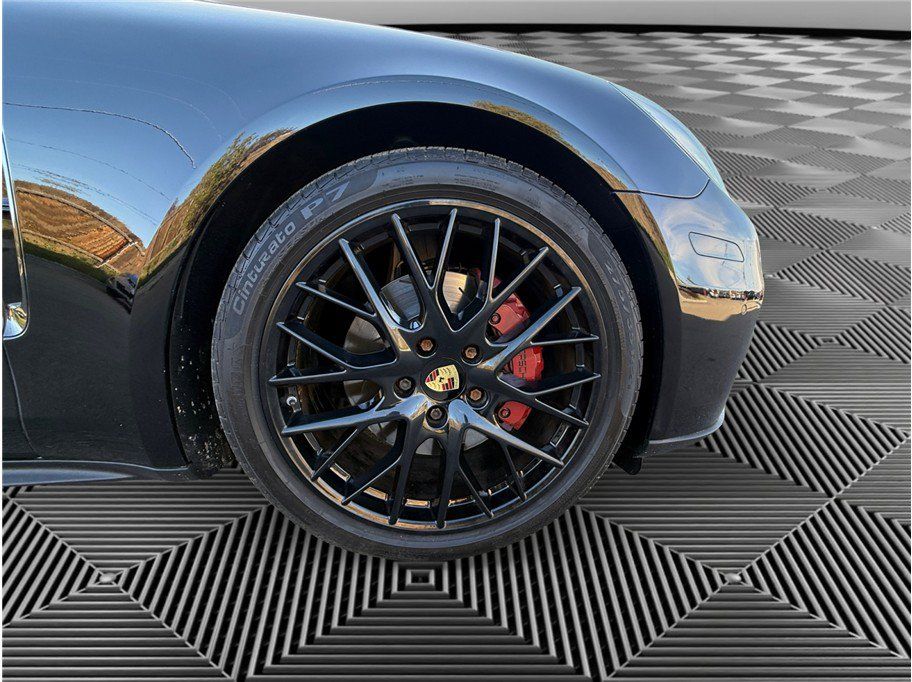 Used 2018 Porsche Panamera 4S AWD/4WD image 14