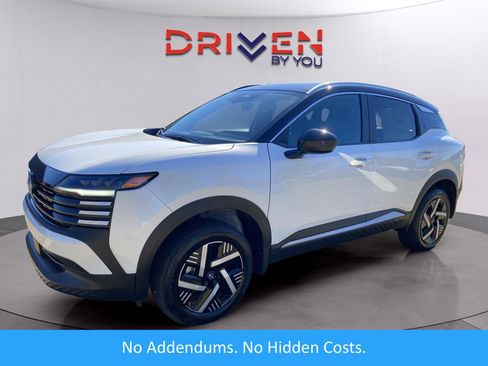 New 2026 Nissan Kicks SV image 1