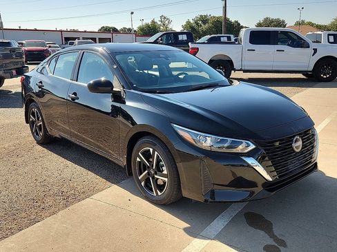 Used 2025 Nissan Sentra SV FWD image 5