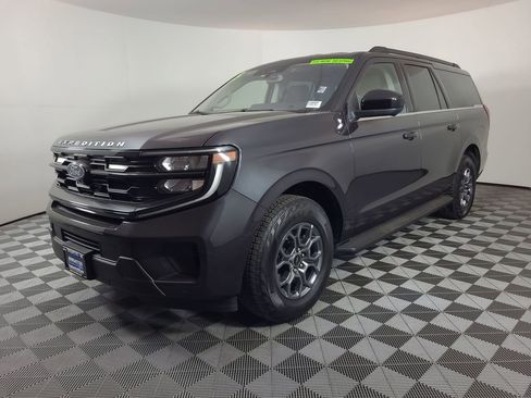 Used 2025 Ford Expedition Max Active image 7