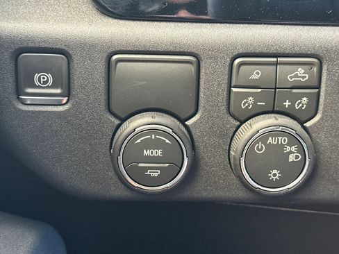 New 2026 Chevrolet Silverado 1500 LT w/ Safety Package RWD image 29
